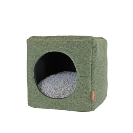 Yagu Cubo Lyin Menta